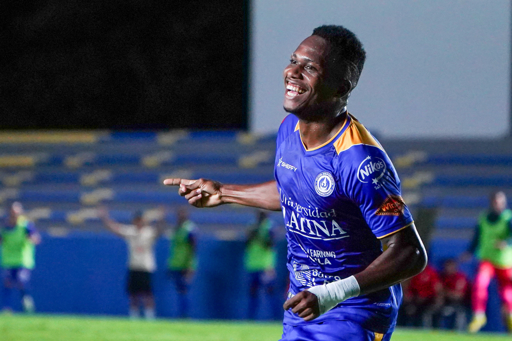 Liderato del Grupo A en juego cuando Universitario se enfrenta a Saprissa