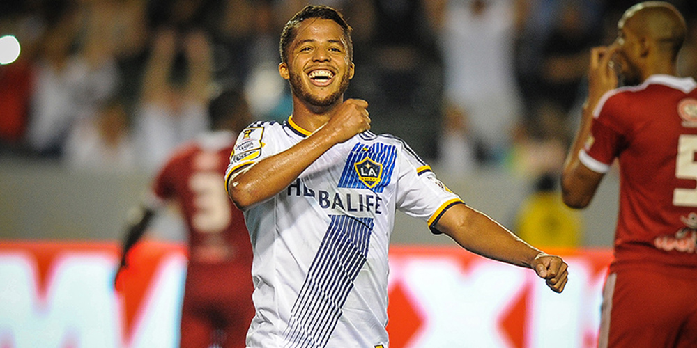 LA tops Central FC, Dos Santos scores in debut