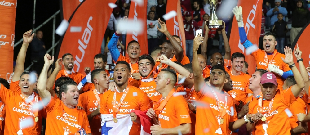Saprissa campeón del Invierno, clasificó a la SCCL 2017-18