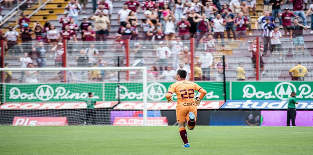 Saprissa apuesta con Sequeira para reforzar la portería