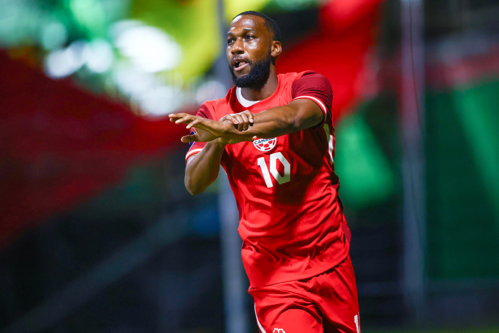 Hoilett strikes late as Canada win in Suriname