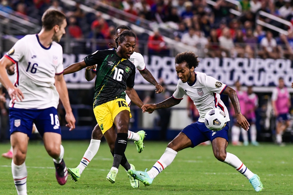 Estados Unidos inicia la defensa del título en Copa Oro contra Jamaica

