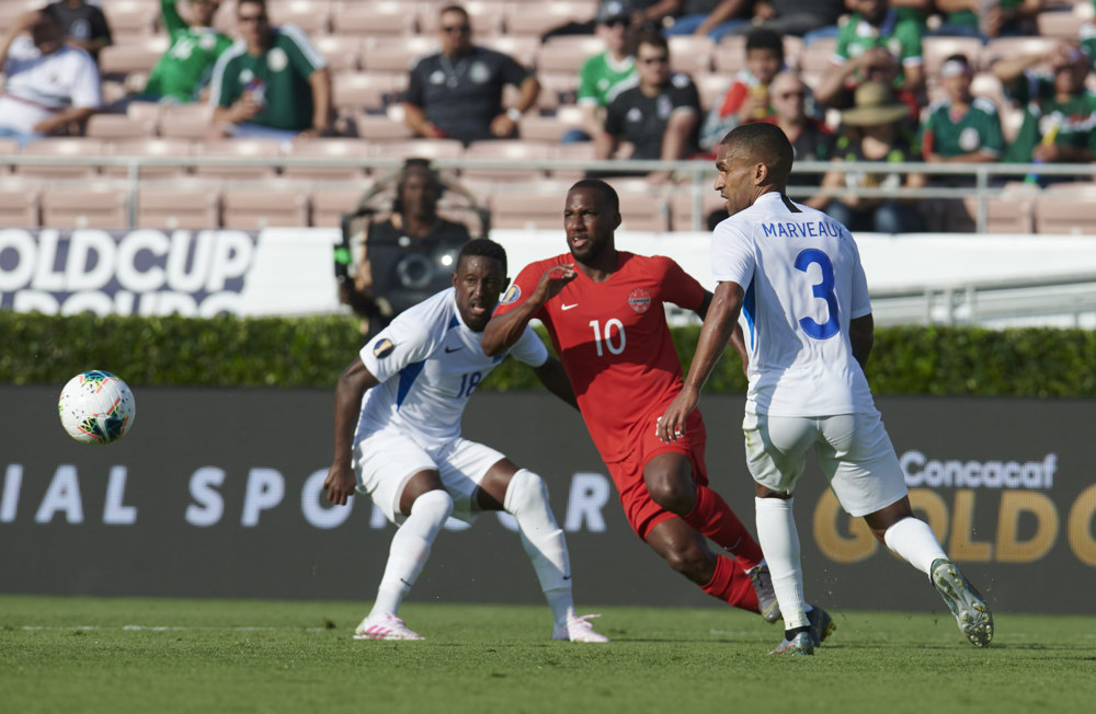 El doblete de David le da la victoria a Canadá sobre Martinica en el inicio de la Copa Oro