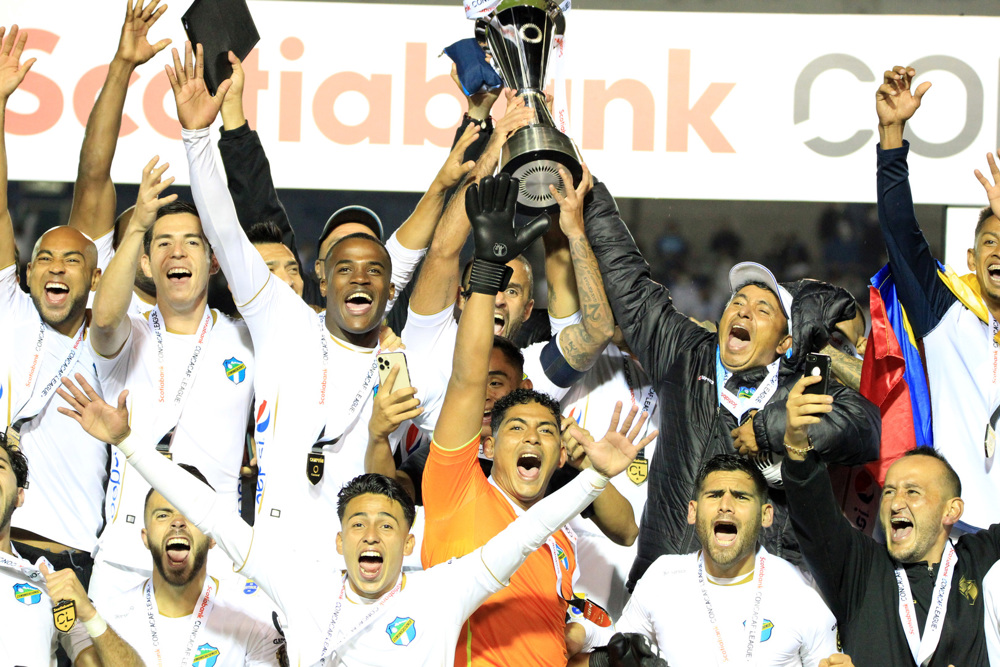 Olimpia, Comunicaciones and others begin pursuit for second crown