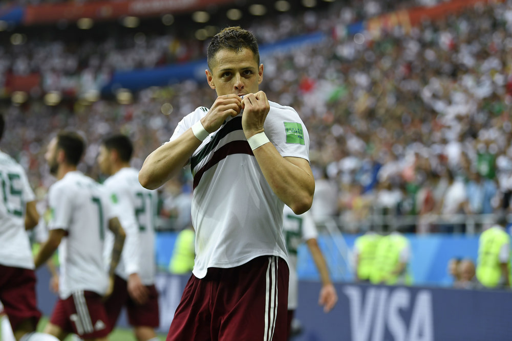 Vela, Hernandez power Mexico past South Korea