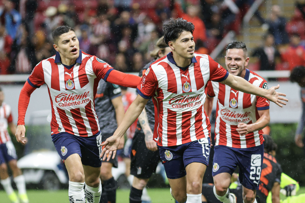 Chivas leave no doubt in second leg triumph over Forge
