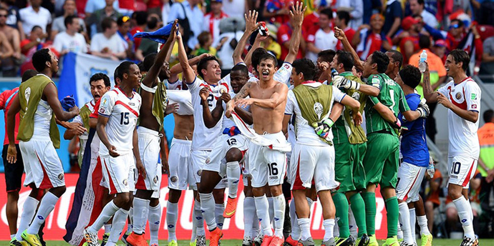 Costa Rica vence a Italia y clasifica a octavos de final