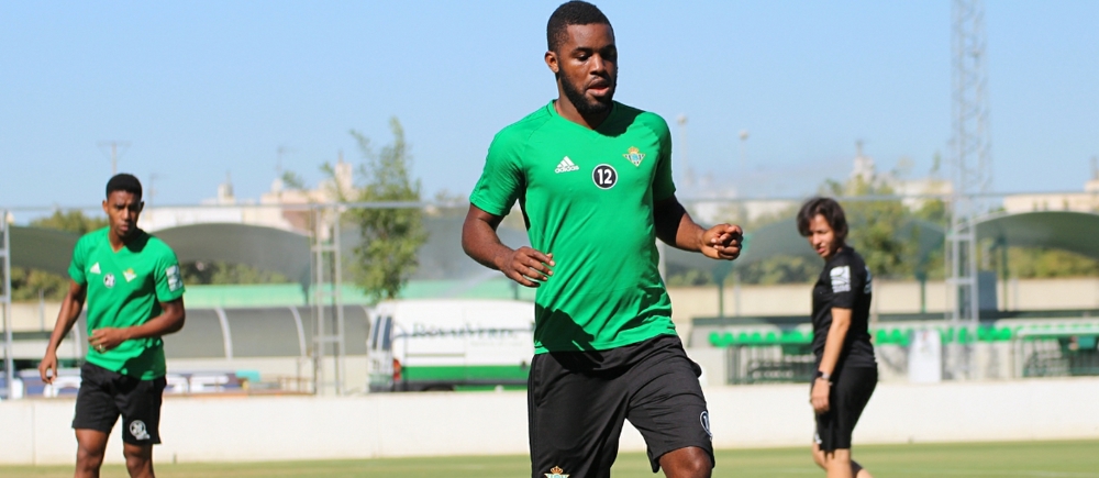 Costarricense Campbell anotó en su regreso con el Real Betis