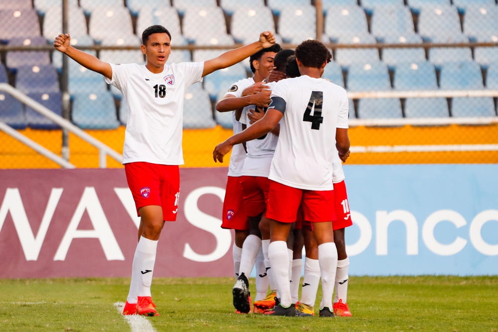 Cuba y El Salvador aseguraron el pase a octavos de final 