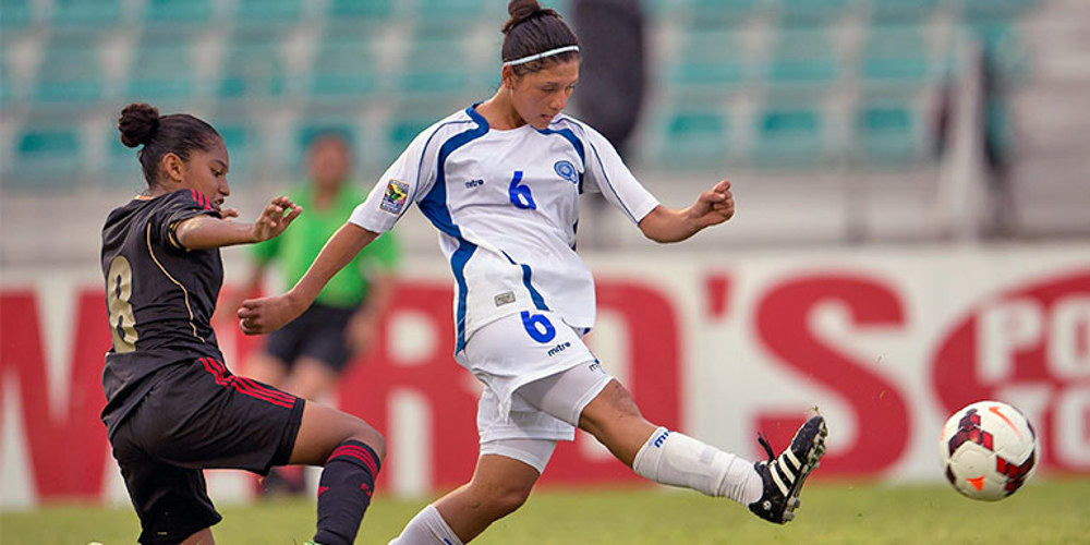 El Salvador women to open camp Wednesday