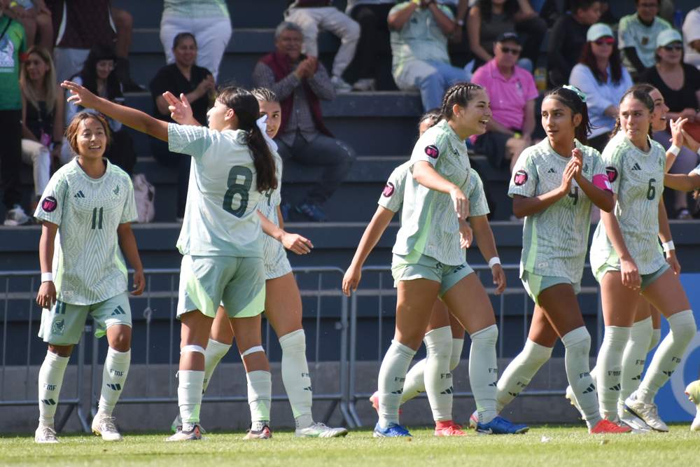 México y Estados Unidos lideran los Grupos A y C