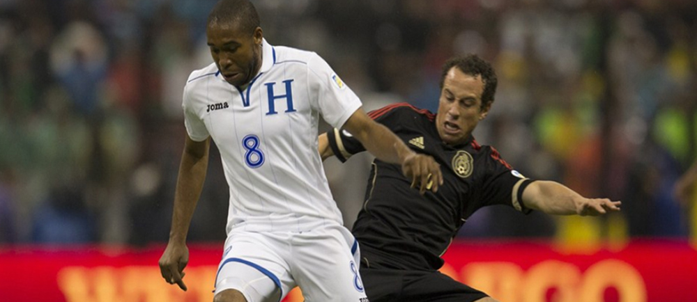 Honduras wins at Mexico, jumps into third place