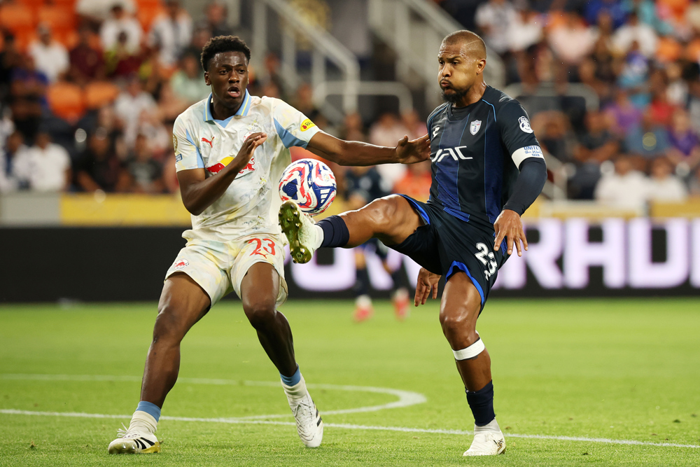 González strikes free kick goal in Pachuca loss to FC Salzburg
