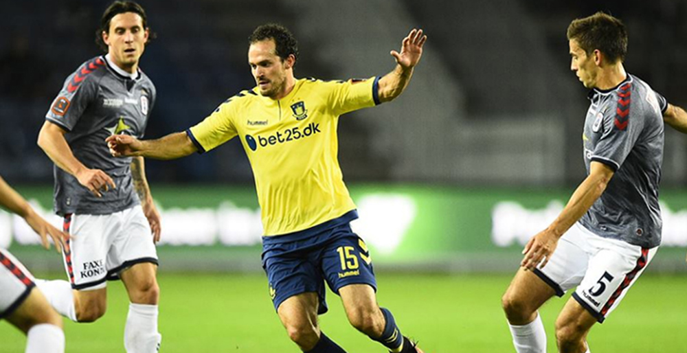 Internacional costarricense Ureña se une a San Jose Earthquakes
