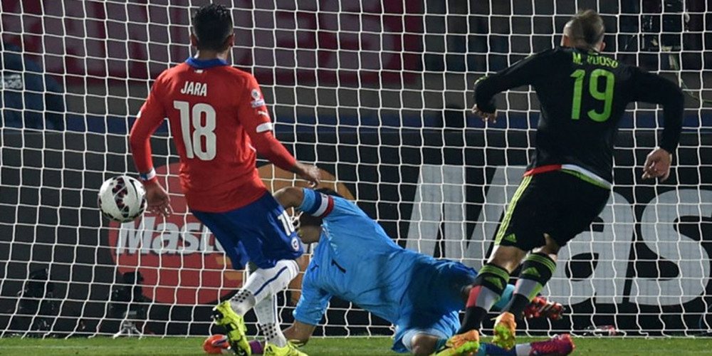 Doblete de Vuoso da empate a México contra Chile