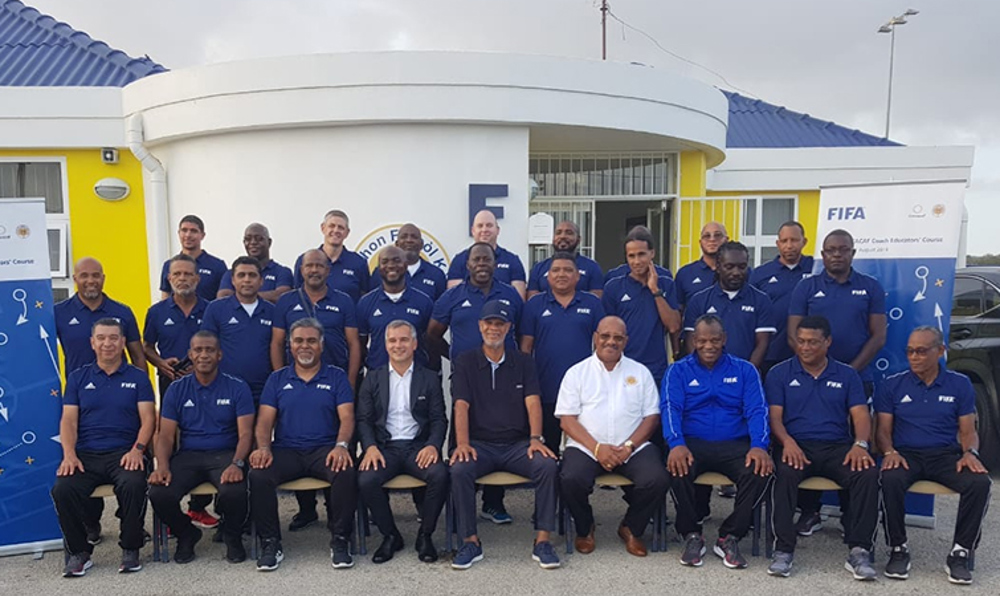 Concluyó con éxito, curso de capacitación para entrenadores educadores FIFA-Concacaf