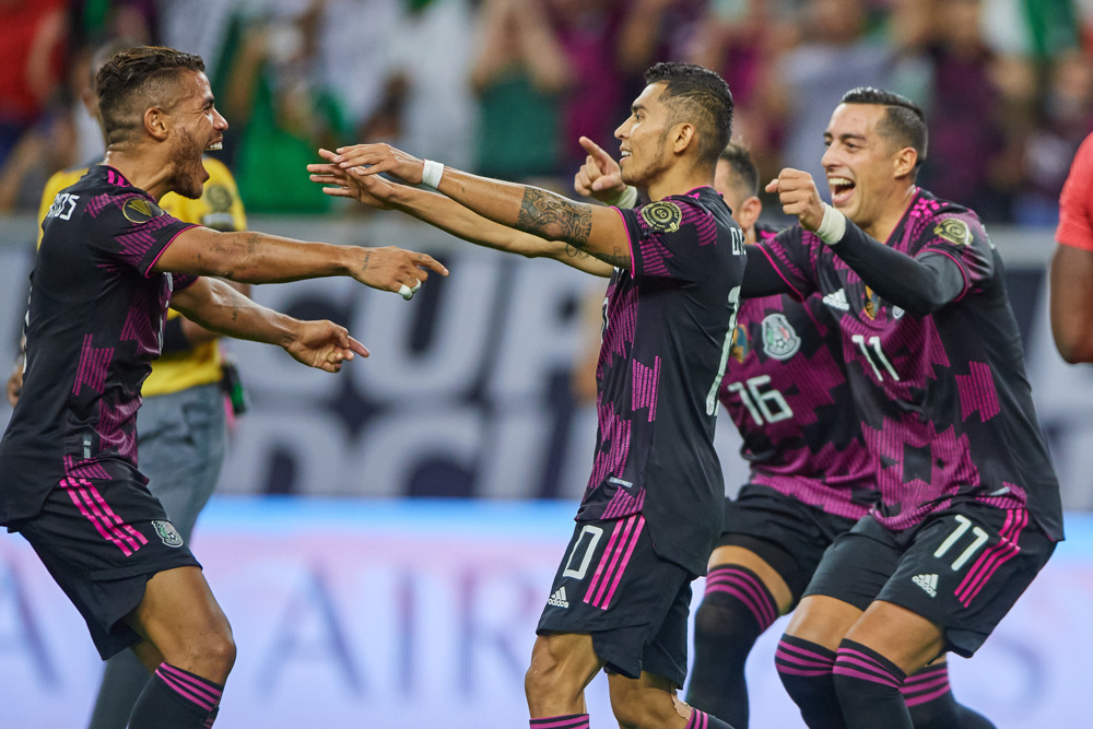 Mexico MF Pineda: “We’re like a band of brothers”
