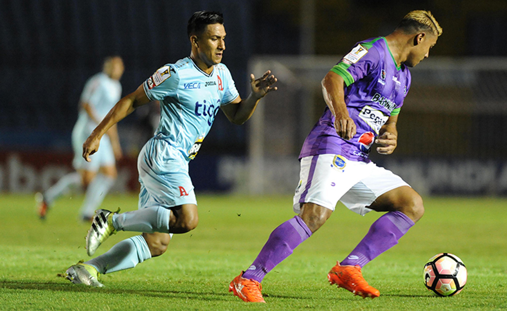 Guerrero hat-trick gives Alianza first SCCL win