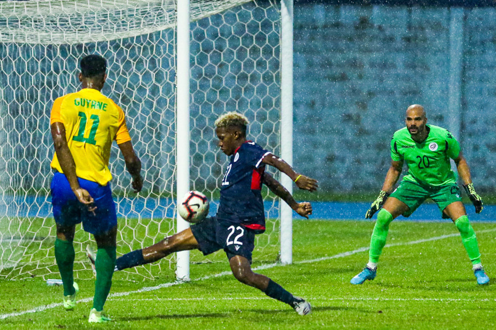 Heredia anotó tarde para asegurar empate República Dominicana sobre Guayana Francesa