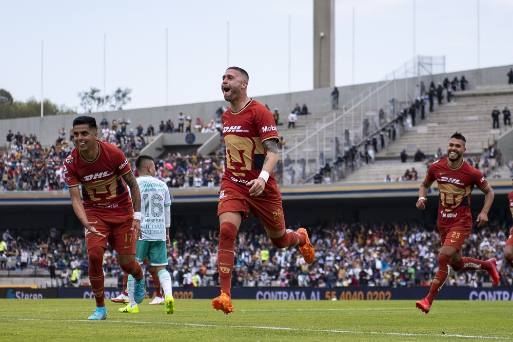 Pumas venció a Club León previo al inicio de la SCCL 