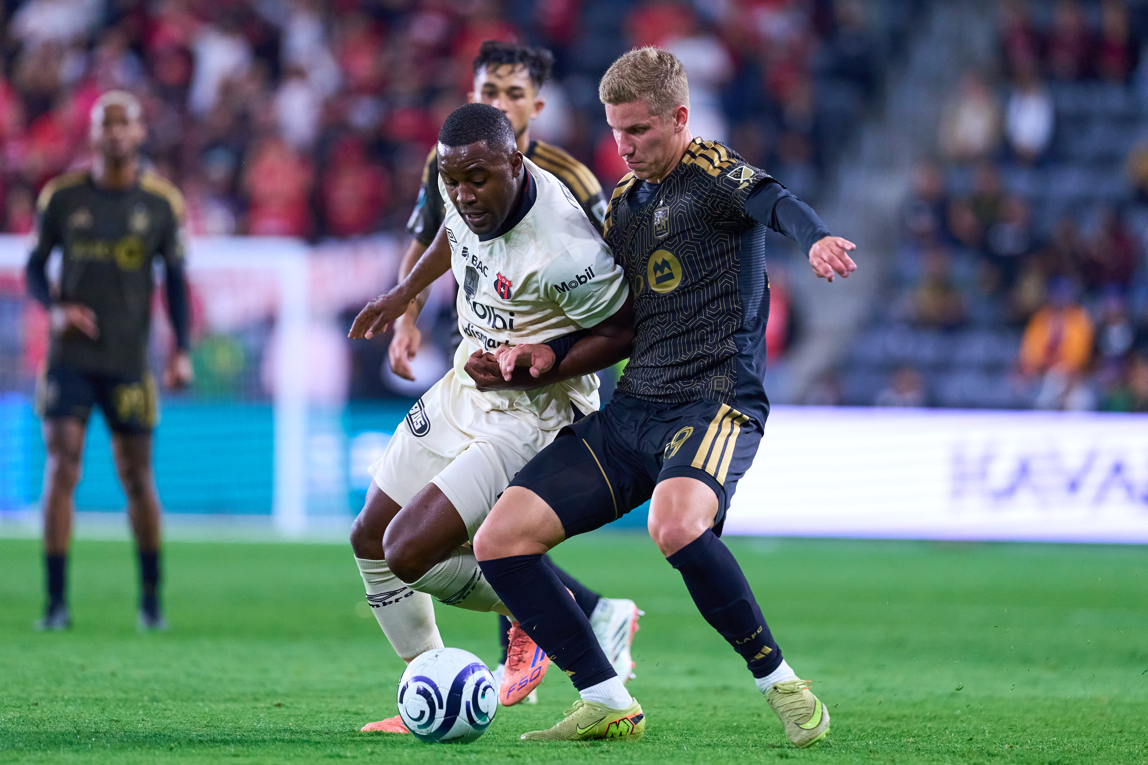 Action shot from the Alajuelense vs LAFC match