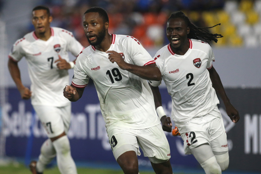 Trinidad y Tobago en la cima del grupo con remontada contra El Salvador