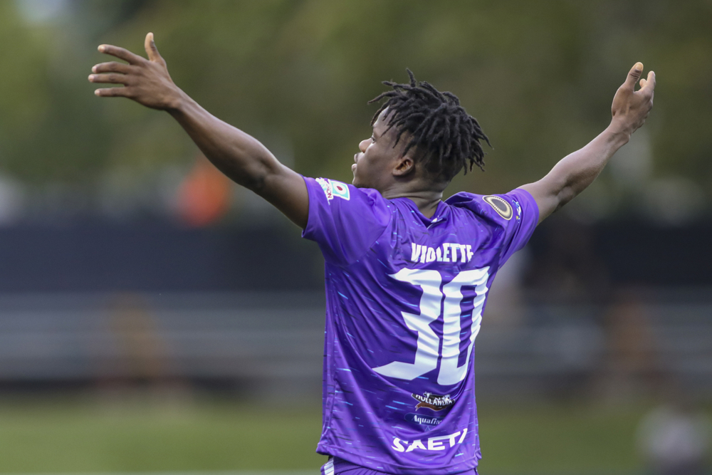 Dejean double helps Violette rally to top Cavalier