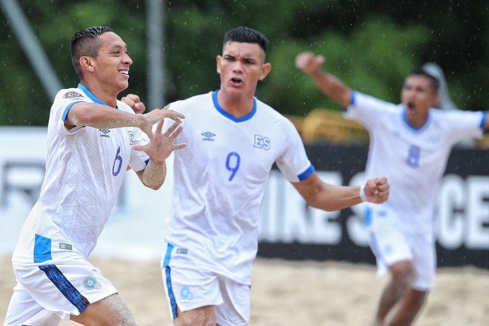 El Salvador’s Batres, Velasquez among CBSC award winners