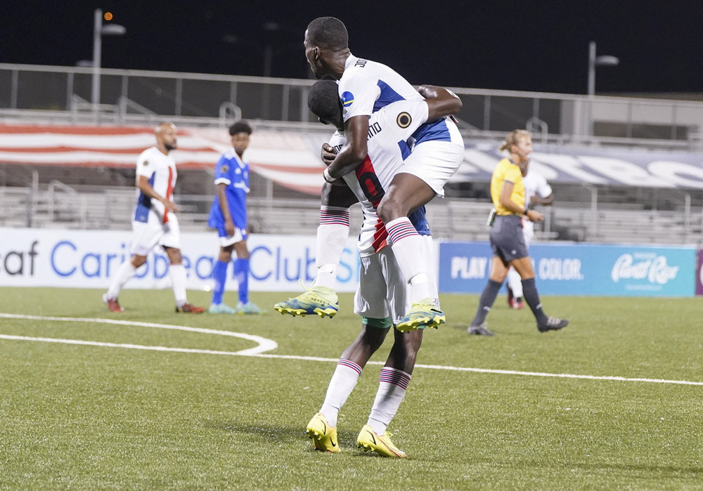 Caribbean Club Shield comienza con Jong Holland en acción