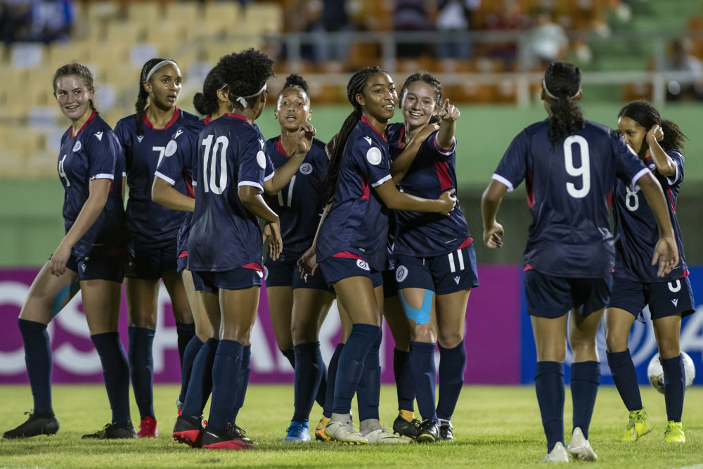 Dominican Republic credit team unity in opening win