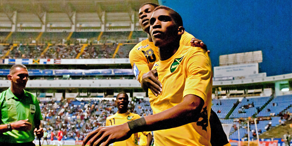 CONCACAF experience prepares Lowe for MLS duty