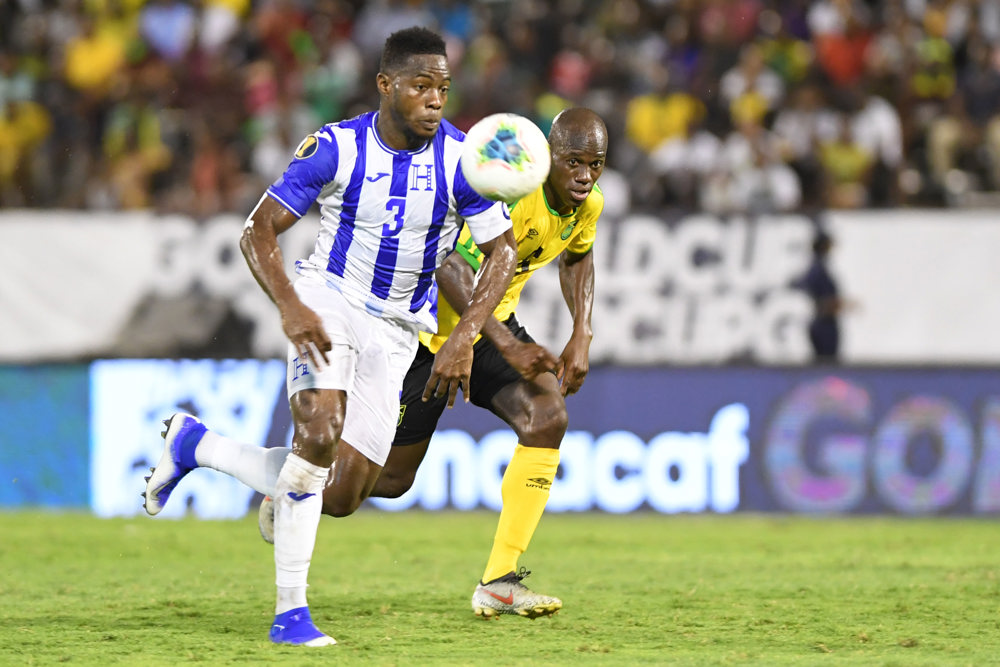 Honduras, Curazao luchan para mantener vivas sus chances de avanzar