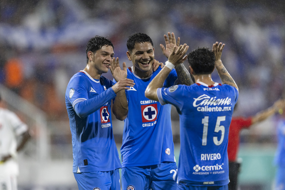 Cruz Azul wins at Real Hope in opening match of 2025 Concacaf Champions Cup