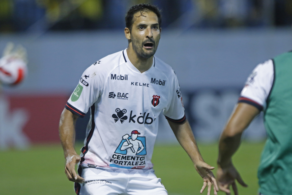 Golazo de Borges, atajada de Rougier entre los mejores momentos de las semifinales de ida 