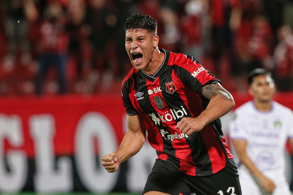 LD Alajuelense tomó el liderato en la liga costarricense